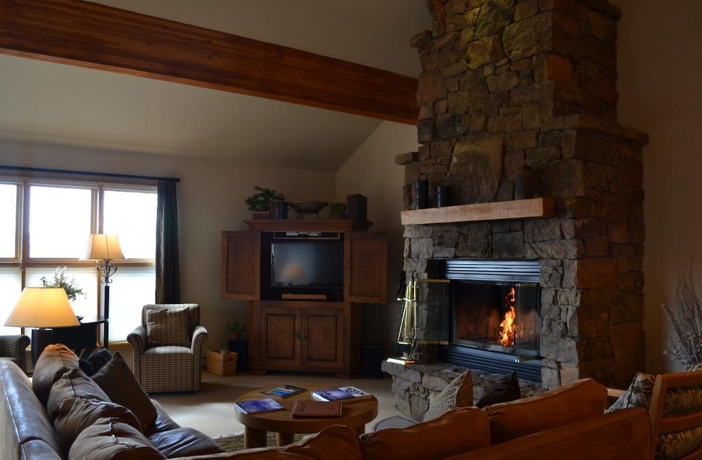 Moose Creek Townhomes By Jackson Hole Real Estate Company Teton Village Rum bild